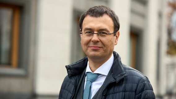 Гетманцев порахував, що за рік з усіх українських онліфанщиць можна зібрати мільярд податків. Що він пропонує | dev.ua