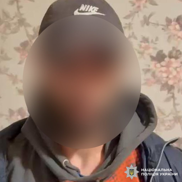 C4 - У Чернівцях затримали трьох осіб, причетних до підпалів автомобілів