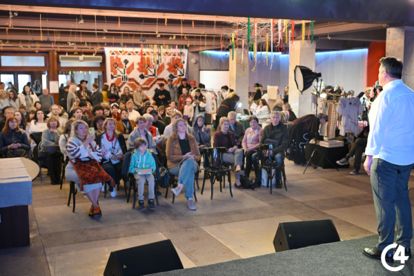 C4 - У Чернівцях втретє відбувся ярмарок &laquo;Людень&raquo; (фоторепортаж)