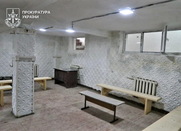 C4 - У Чернівцях викрили розтрату коштів під час ремонту укриття ліцею C4 - У Чернівцях викрили розтрату коштів під час ремонту укриття ліцею