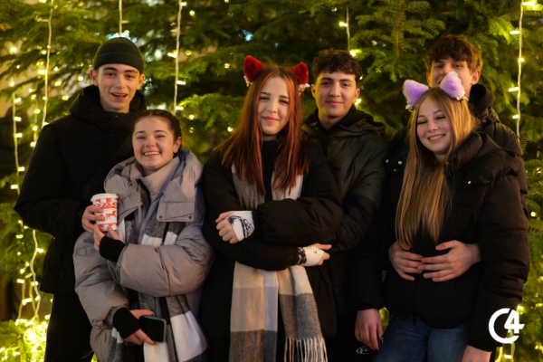 C4 - Справжній дух Різдва панує в Чернівцях (фотозвіт)