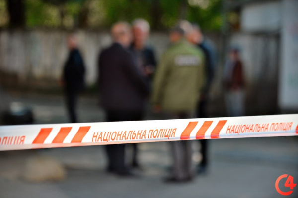 C4 - Поліція затримала чоловіка, який під час сварки вистрілив в обличчя чернівчанину і втік