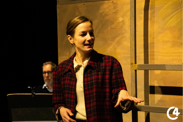 C4 - У Чернівцях відбувся показ вистави &laquo;Піжмурки зі смертю&raquo; німецькою мовою (фото)