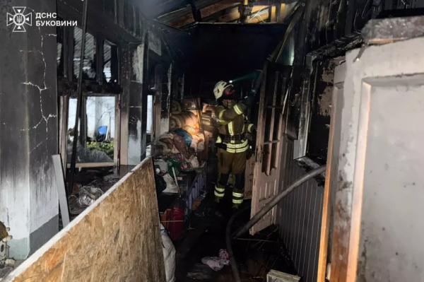 C4 - У Чернівецькому районі за добу ліквідували чотири пожежі: один чоловік травмований C4 - У Чернівецькому районі за добу ліквідували чотири пожежі: один чоловік травмований