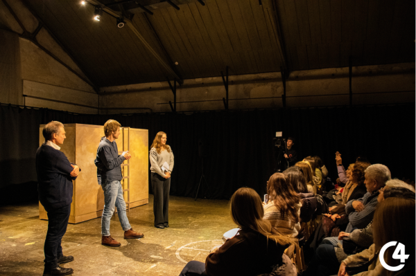 C4 - У Чернівцях відбувся показ вистави &laquo;Піжмурки зі смертю&raquo; німецькою мовою (фото)