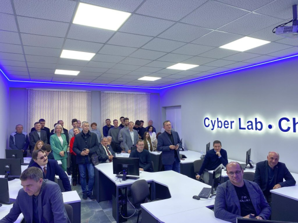 C4 - У ЧНУ презентували новий простір для підготовки фахівців із кібербезпеки