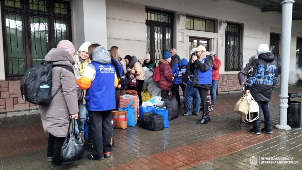 C4 - Евакуаційний потяг доставив до Чернівців восьмеро людей зі сходу та півдня України