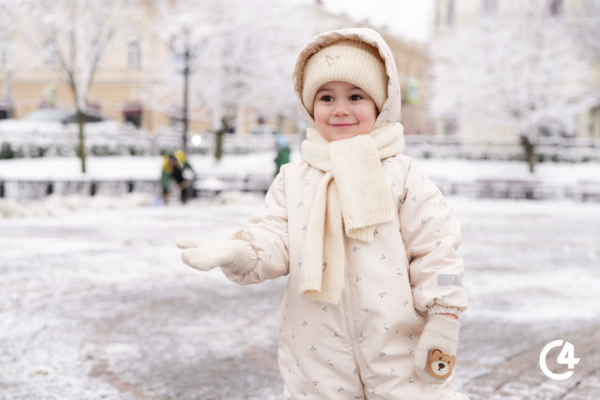 C4 - Різдвяна атмосфера в Чернівцях (фото)
