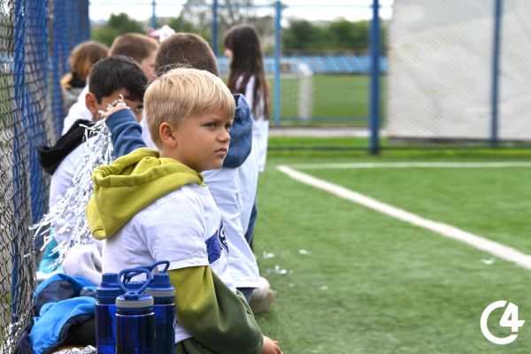 C4 - На Буковині відбувся чемпіонат з міні-футболу (фоторепортаж)